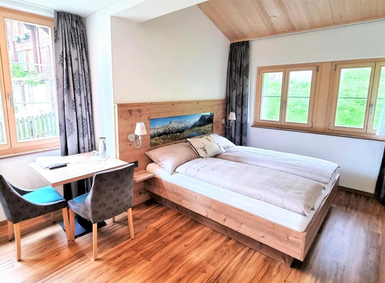 Gadmen Triftblick Bed & Breakfast エクステリア 写真