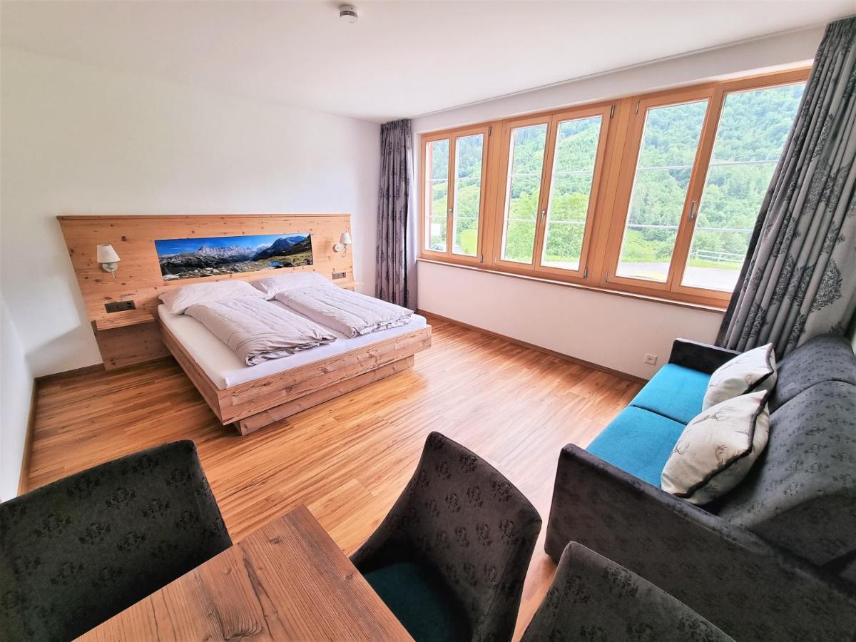 Gadmen Triftblick Bed & Breakfast エクステリア 写真