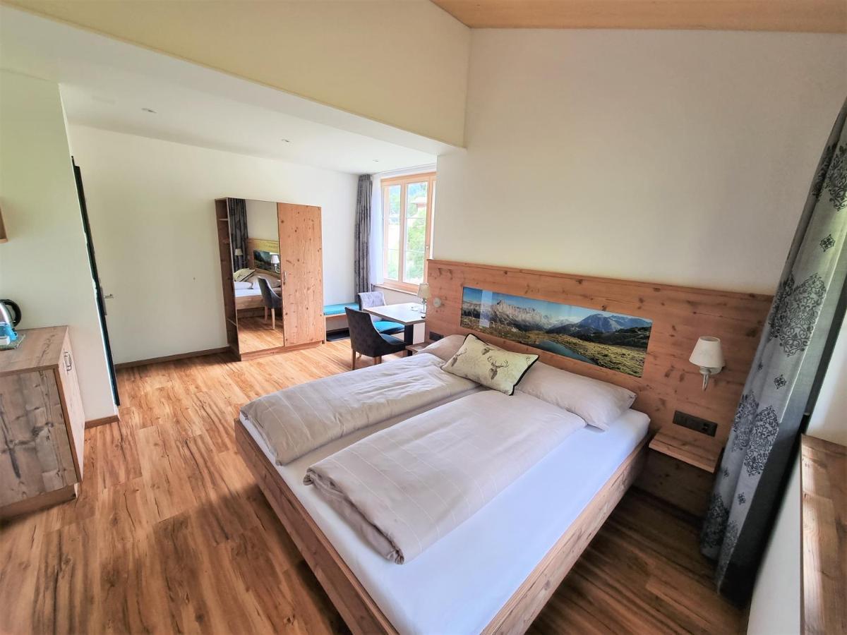 Gadmen Triftblick Bed & Breakfast エクステリア 写真